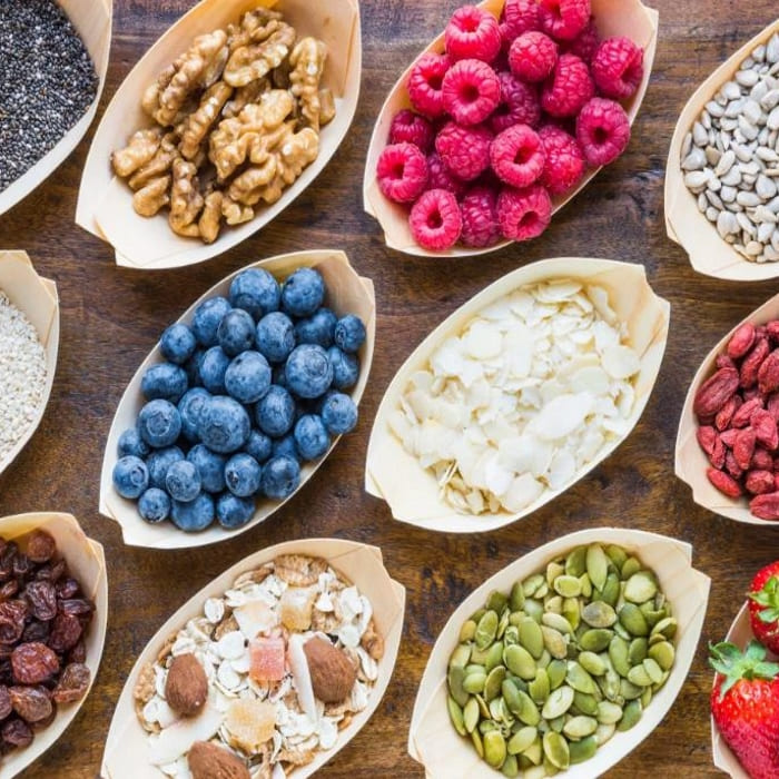 Dr William Li Recommends Superfoods for a Healthy Body