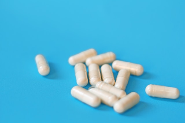 Multiple bergamot pills for Chris Bumstead