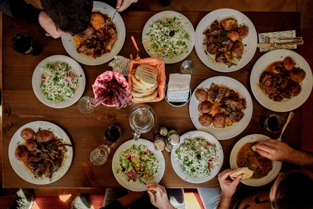 Mark Hyman starting his dinner routine with family