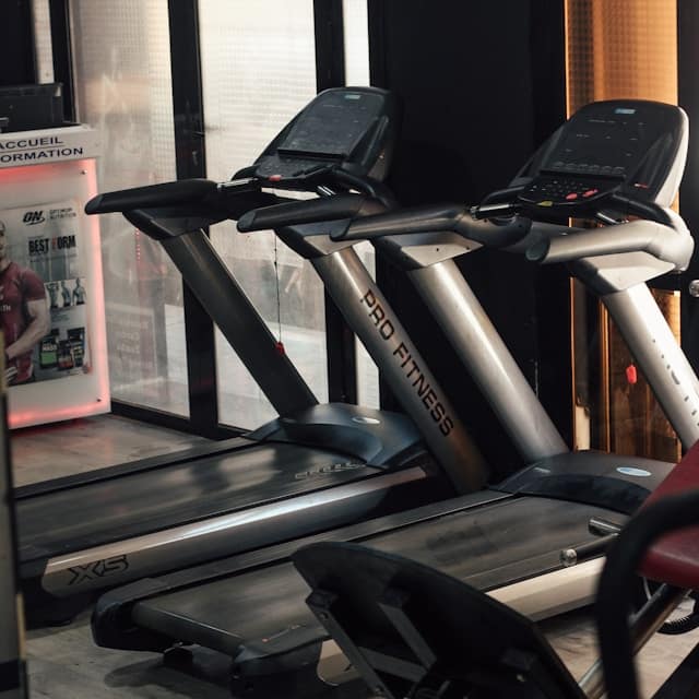 Treadmills for Sam Sulek's leg workout